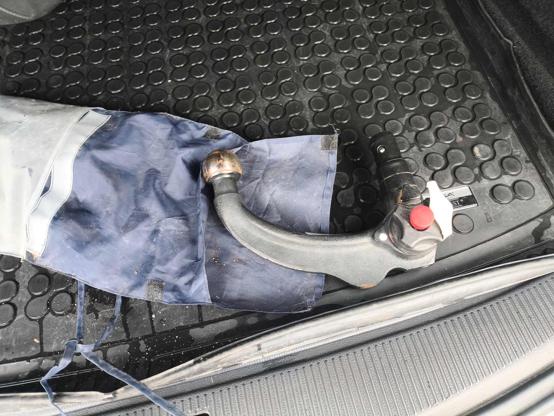 SEAT Alhambra 2.0 TDI E_Ecomotive Reference-image-13
