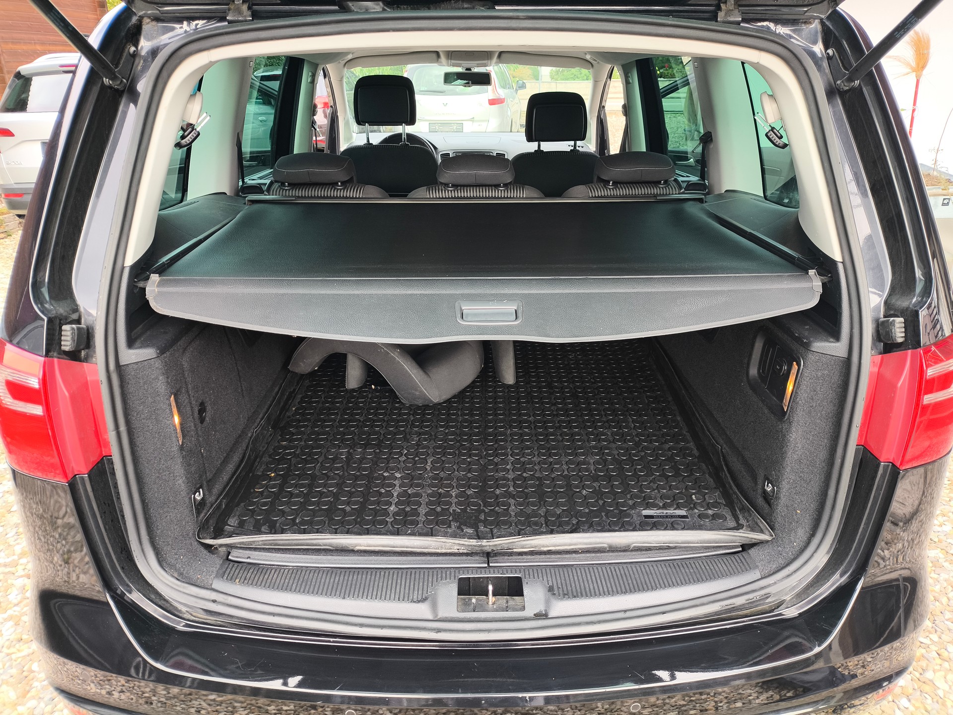 SEAT Alhambra 2.0 TDI E_Ecomotive Reference-image-12