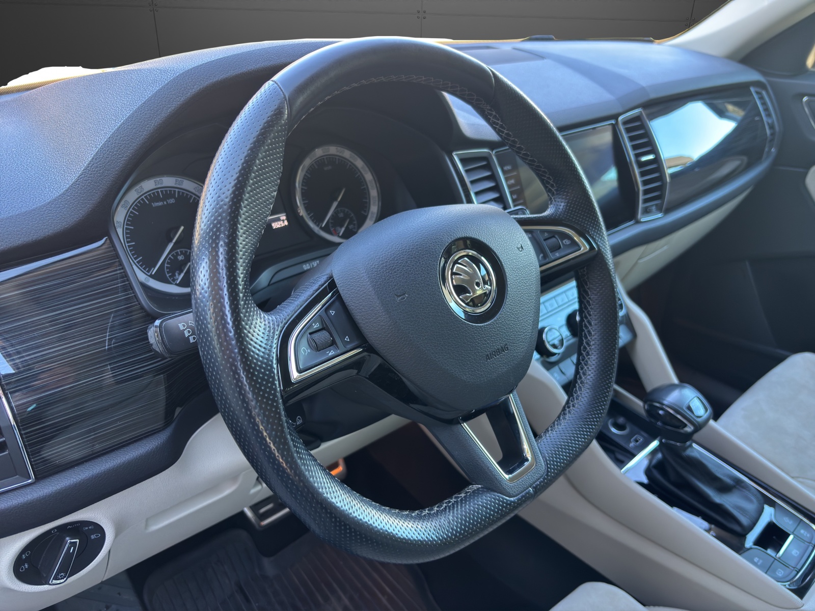 SKODA Kodiaq 2.0 TDI CR Style 4x4 DSG-image-4
