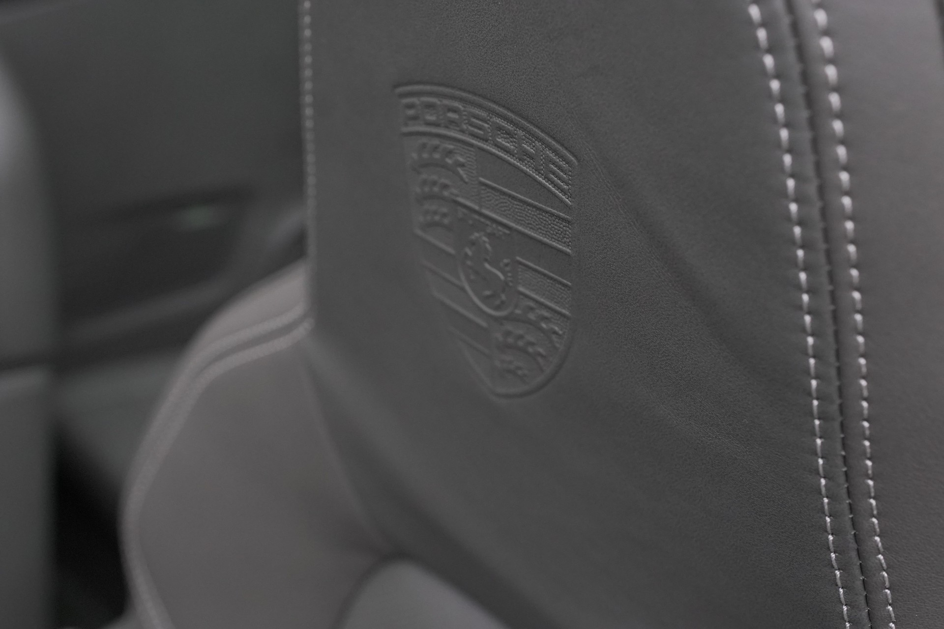 PORSCHE 911 Targa 4 GTS PDK-image-16