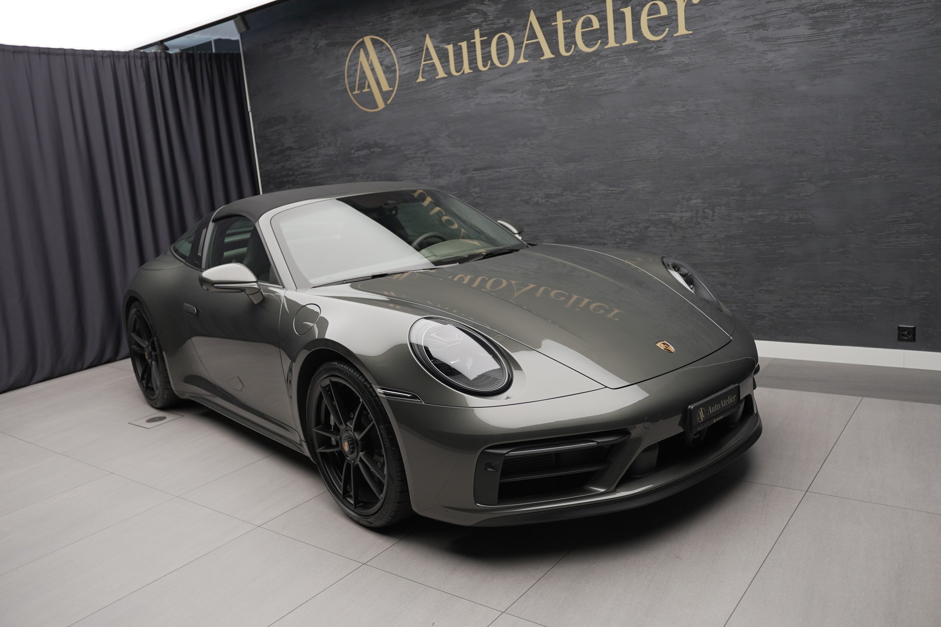 PORSCHE 911 Targa 4 GTS PDK-image-2