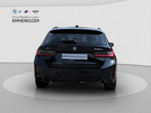 BMW 330e xDrive SAG Touring-image-6