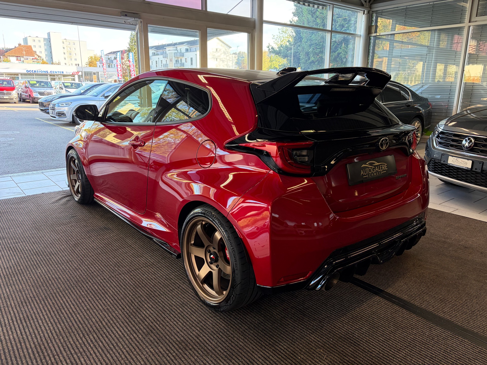 TOYOTA Yaris 1.6 GR Sport | CH Fahrzeug | Circuit Paket | 10 Jahre Garantie | H&R | Milltek | Giacuzzo | Maxton | Japan Racing |-image-10