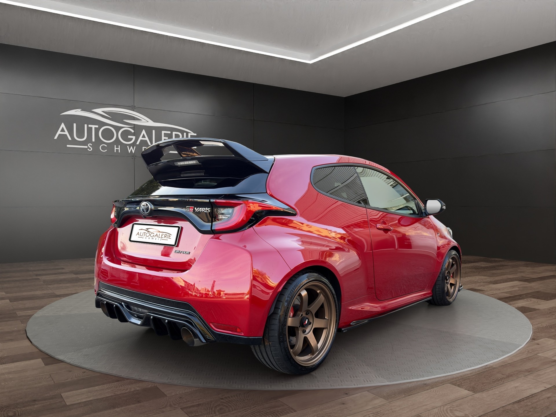 TOYOTA Yaris 1.6 GR Sport | CH Fahrzeug | Circuit Paket | 10 Jahre Garantie | H&R | Milltek | Giacuzzo | Maxton | Japan Racing |-image-3