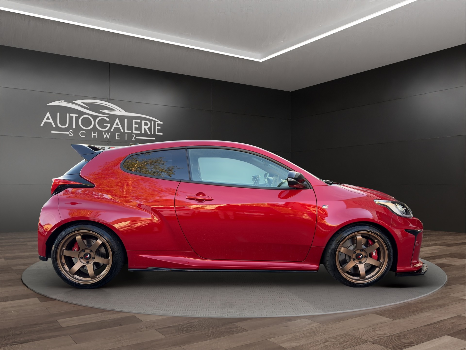 TOYOTA Yaris 1.6 GR Sport | CH Fahrzeug | Circuit Paket | 10 Jahre Garantie | H&R | Milltek | Giacuzzo | Maxton | Japan Racing |-image-4
