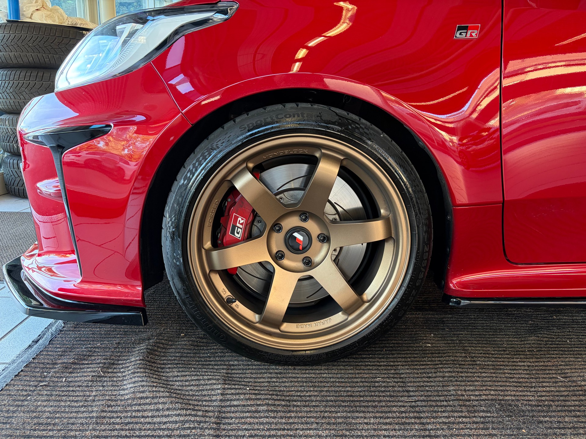 TOYOTA Yaris 1.6 GR Sport | CH Fahrzeug | Circuit Paket | 10 Jahre Garantie | H&R | Milltek | Giacuzzo | Maxton | Japan Racing |-image-8
