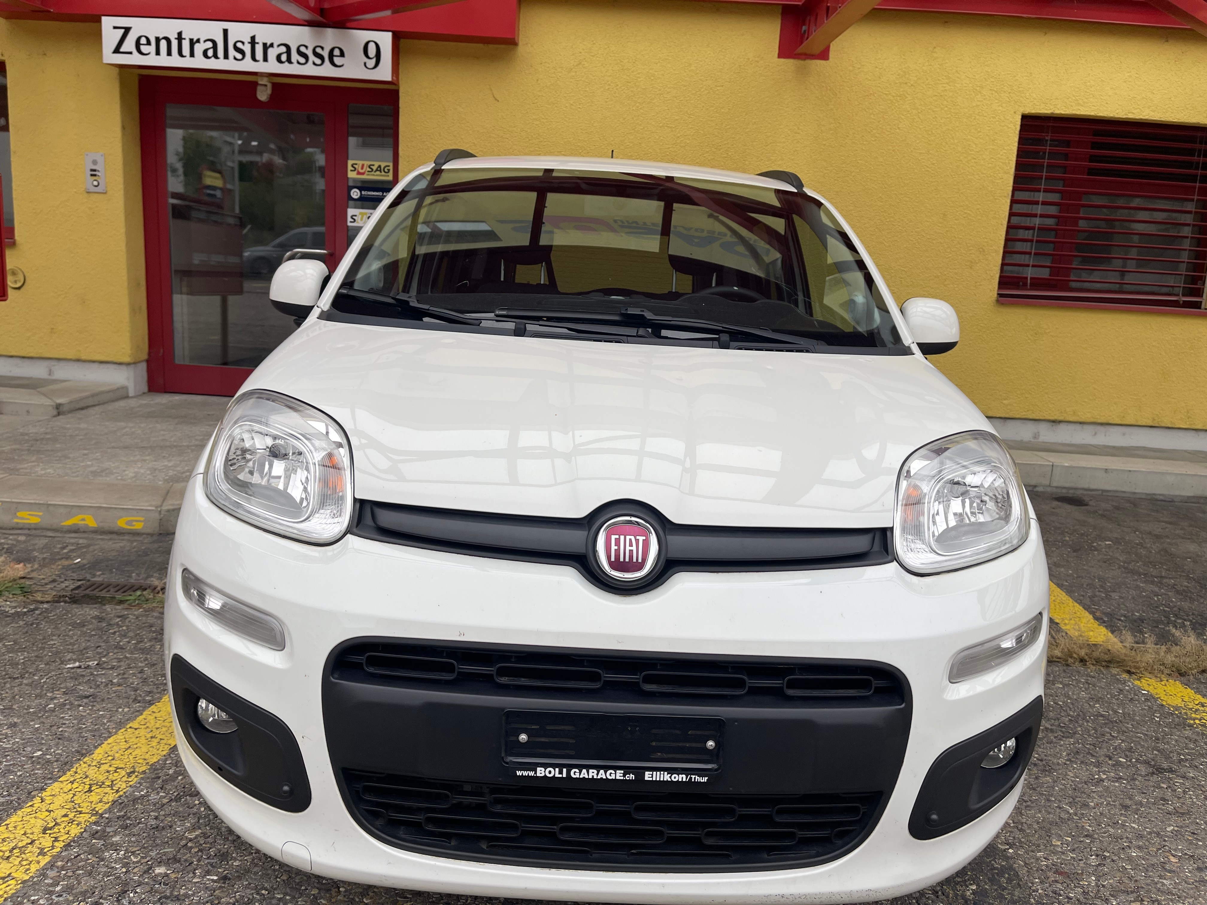 Car photo