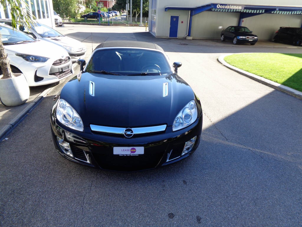 OPEL GT 2.0 16V Turbo-image-1