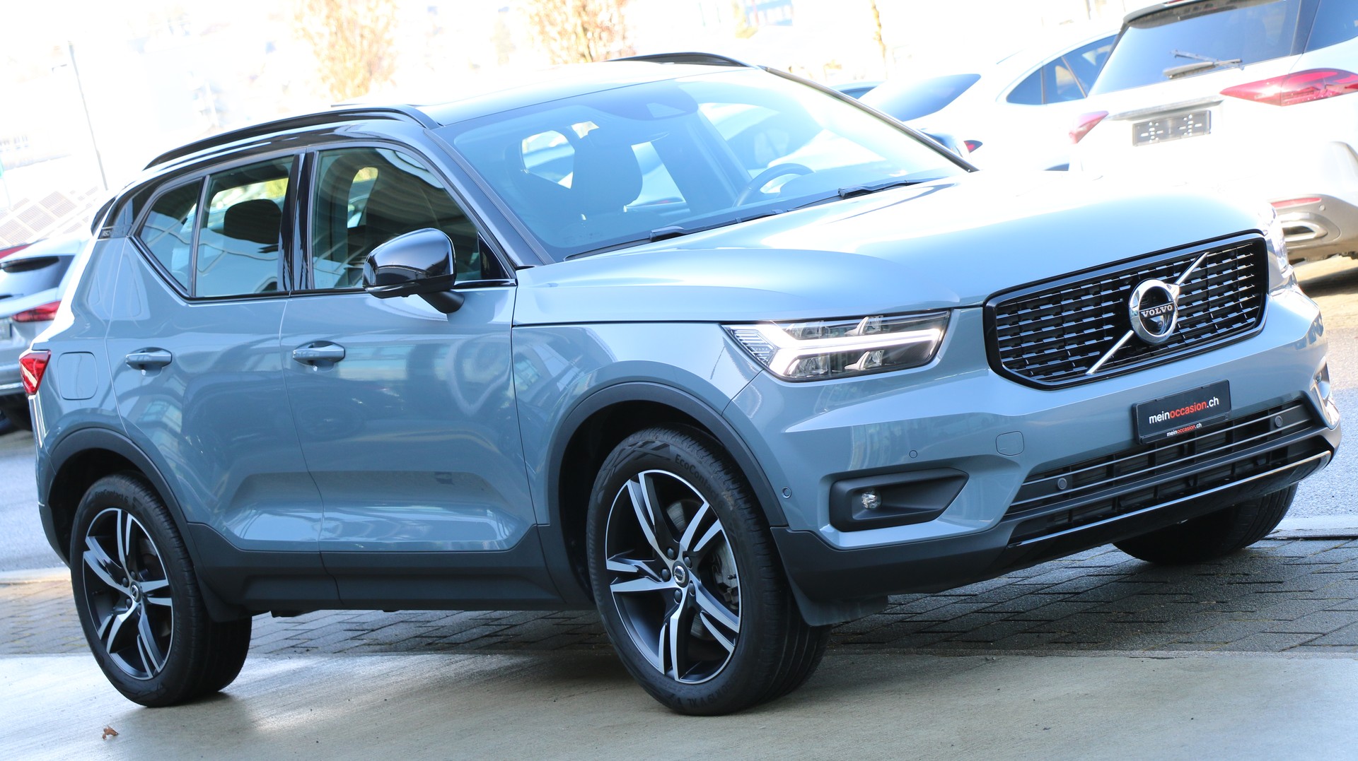 VOLVO XC40 T5 TwE R-Design Expr-image-6