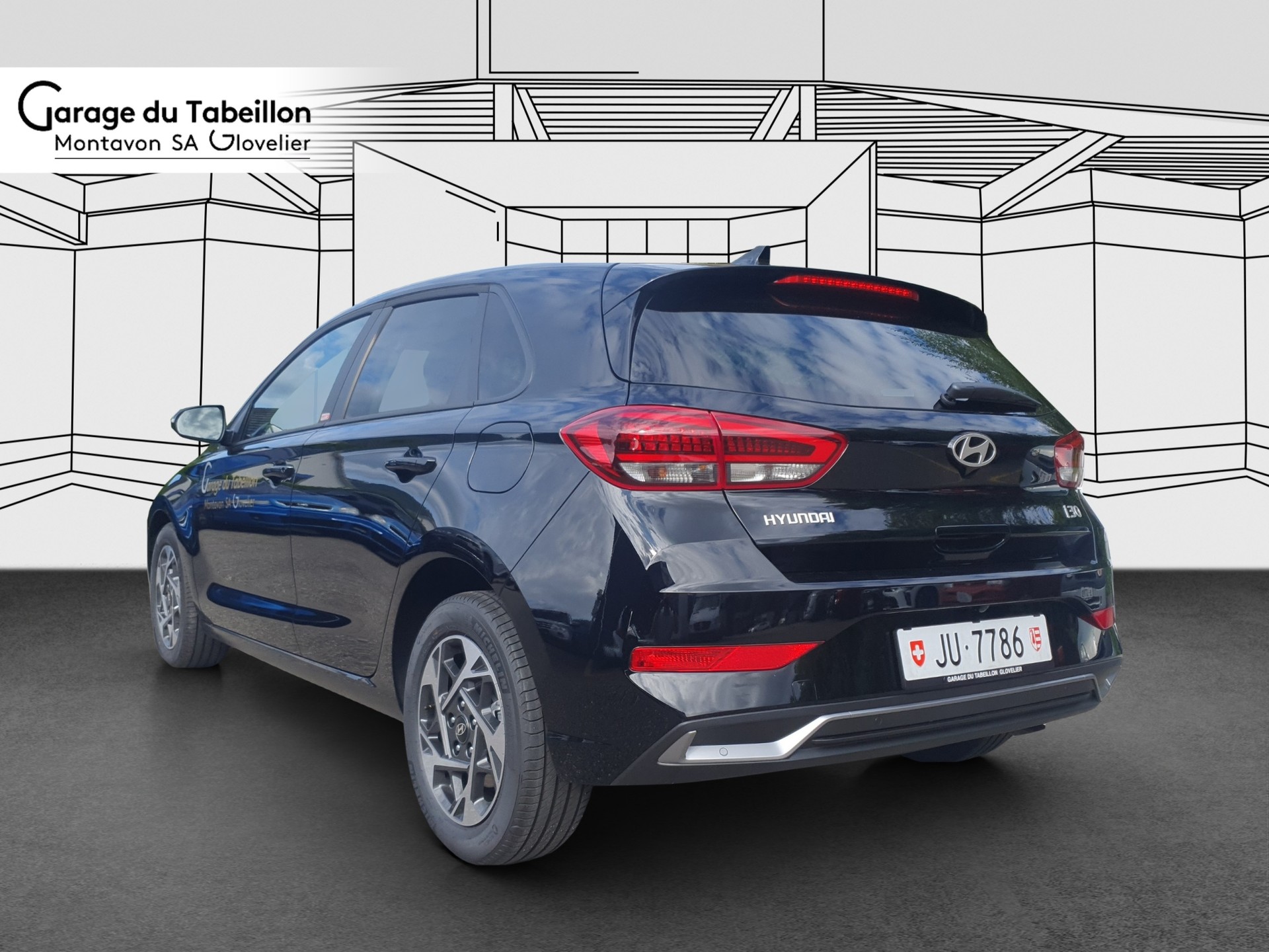 HYUNDAI i30 1.5 T-GDi Amplia Auto.-image-2