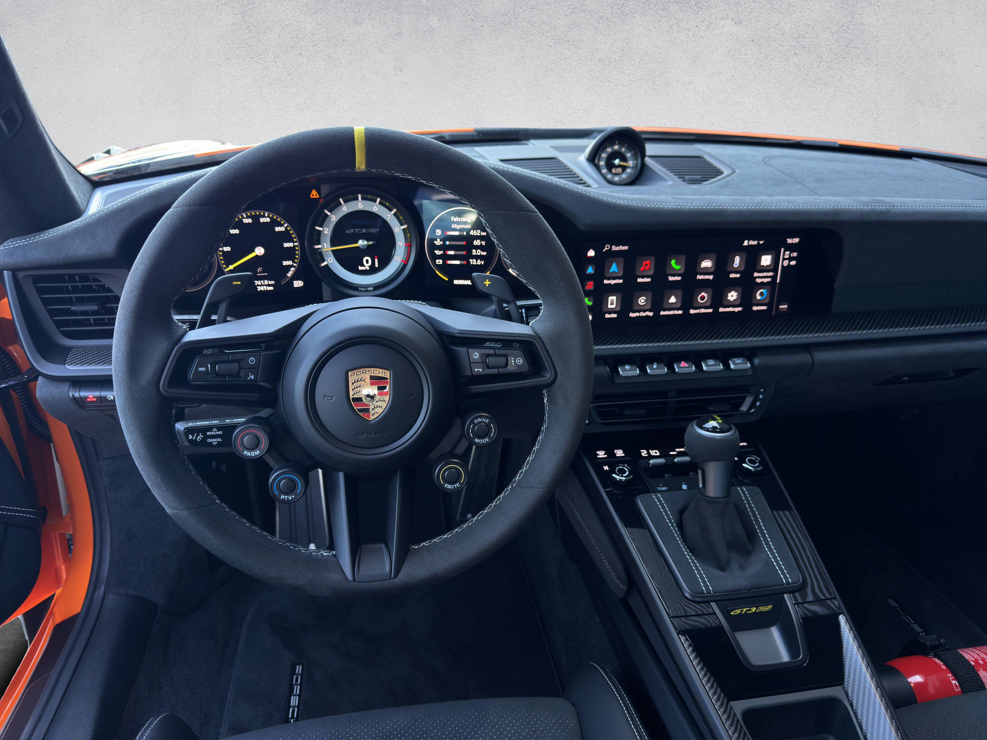 PORSCHE 911 GT3 RS-image-5
