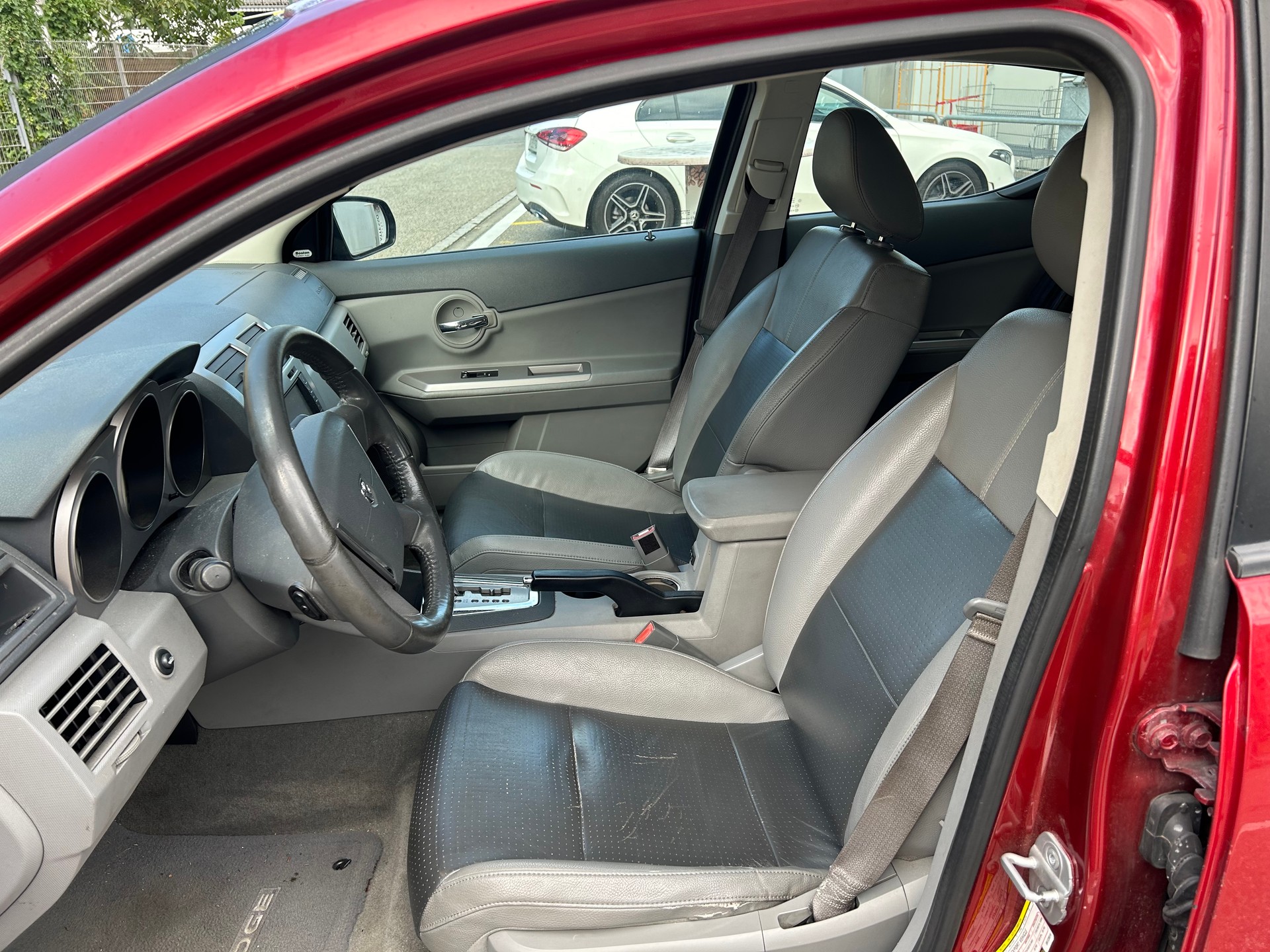 DODGE Avenger 2.7 V6 SXT Automatic-image-7