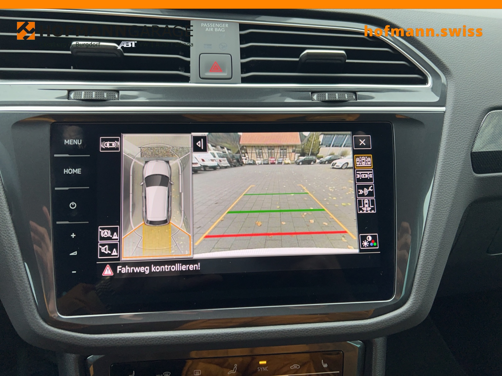 VW Tiguan 2.0 TDI SCR Elegance 4Motion DSG-image-15