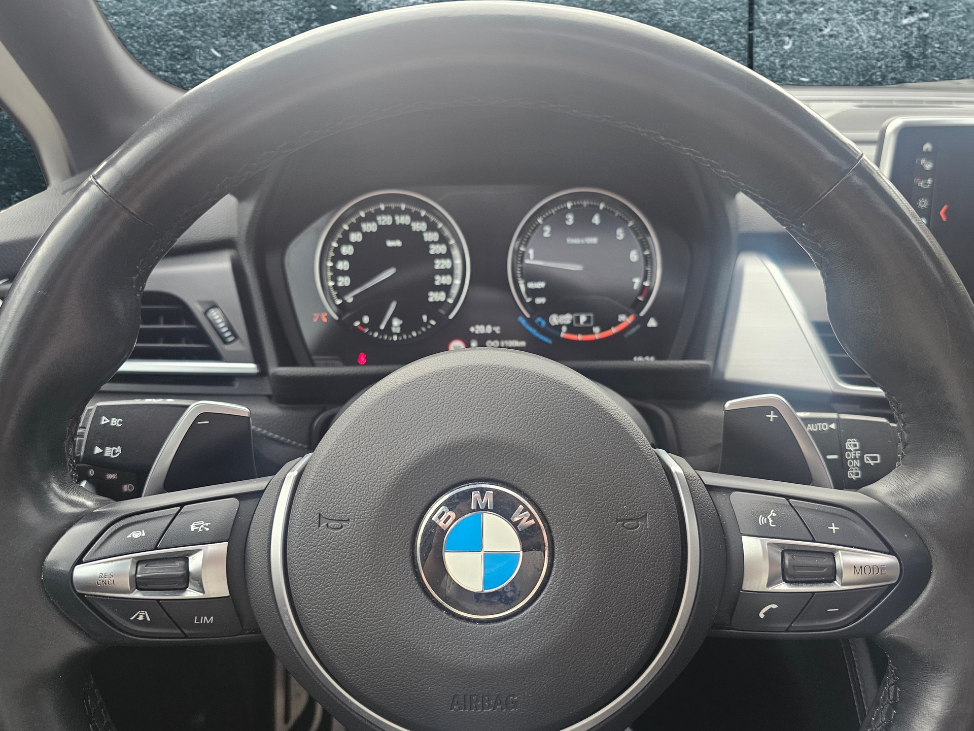 BMW 225i xDrive Active Tourer Steptronic M Sport-image-21