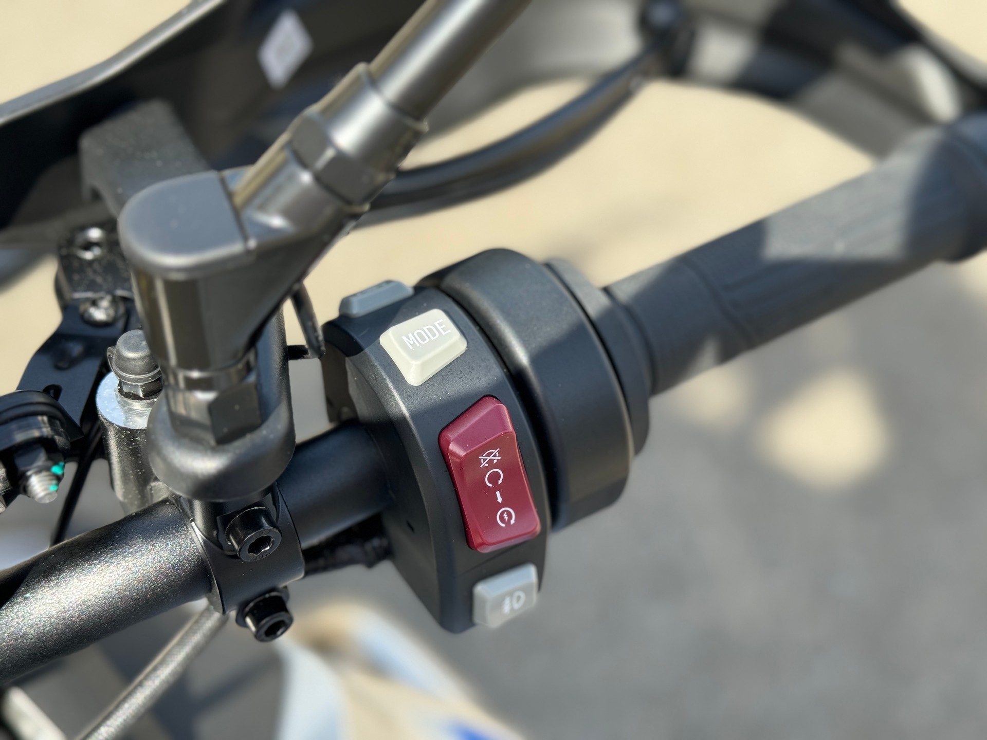 VOGE DS 900 X-image-14