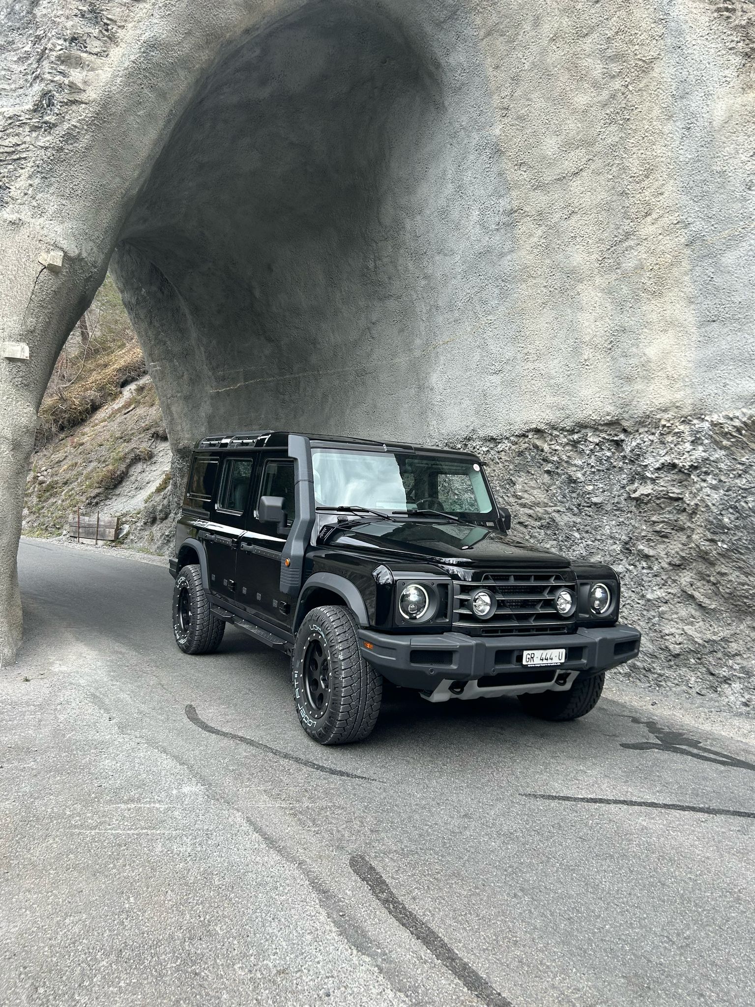 INEOS Grenadier Utility Wagon 3.0 Twin Turbo Diesel-image-16