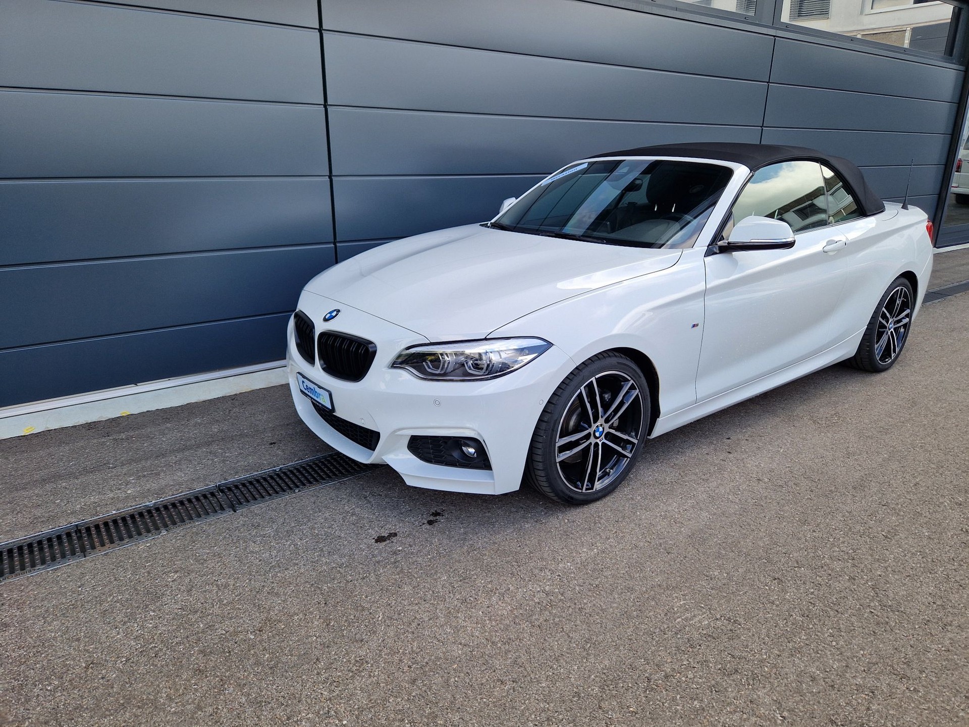 BMW 230i M Sport Steptronic-image-0