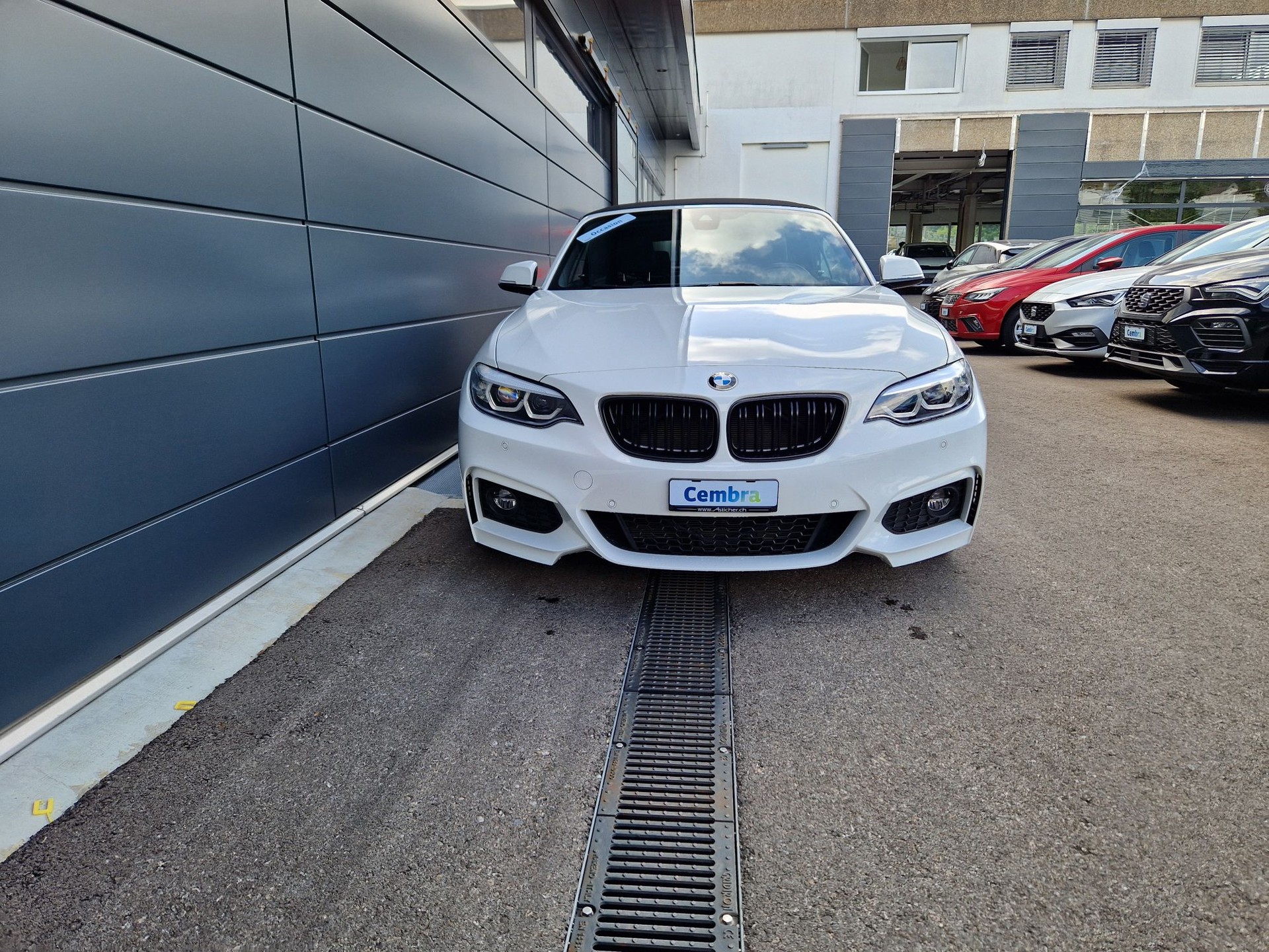 BMW 230i M Sport Steptronic-image-1