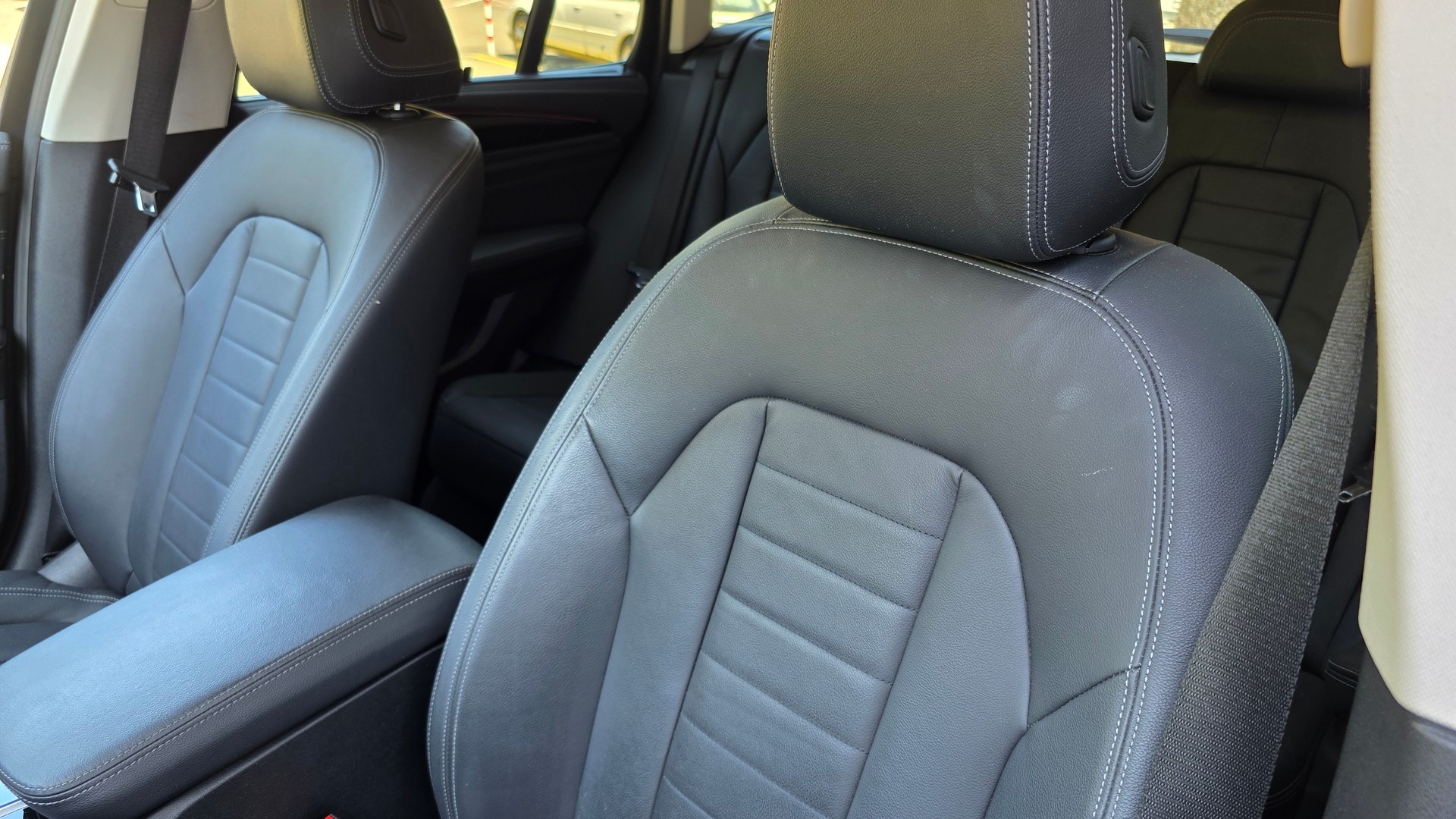 BMW X3 xDrive 30i Luxury Line Steptronic-image-12