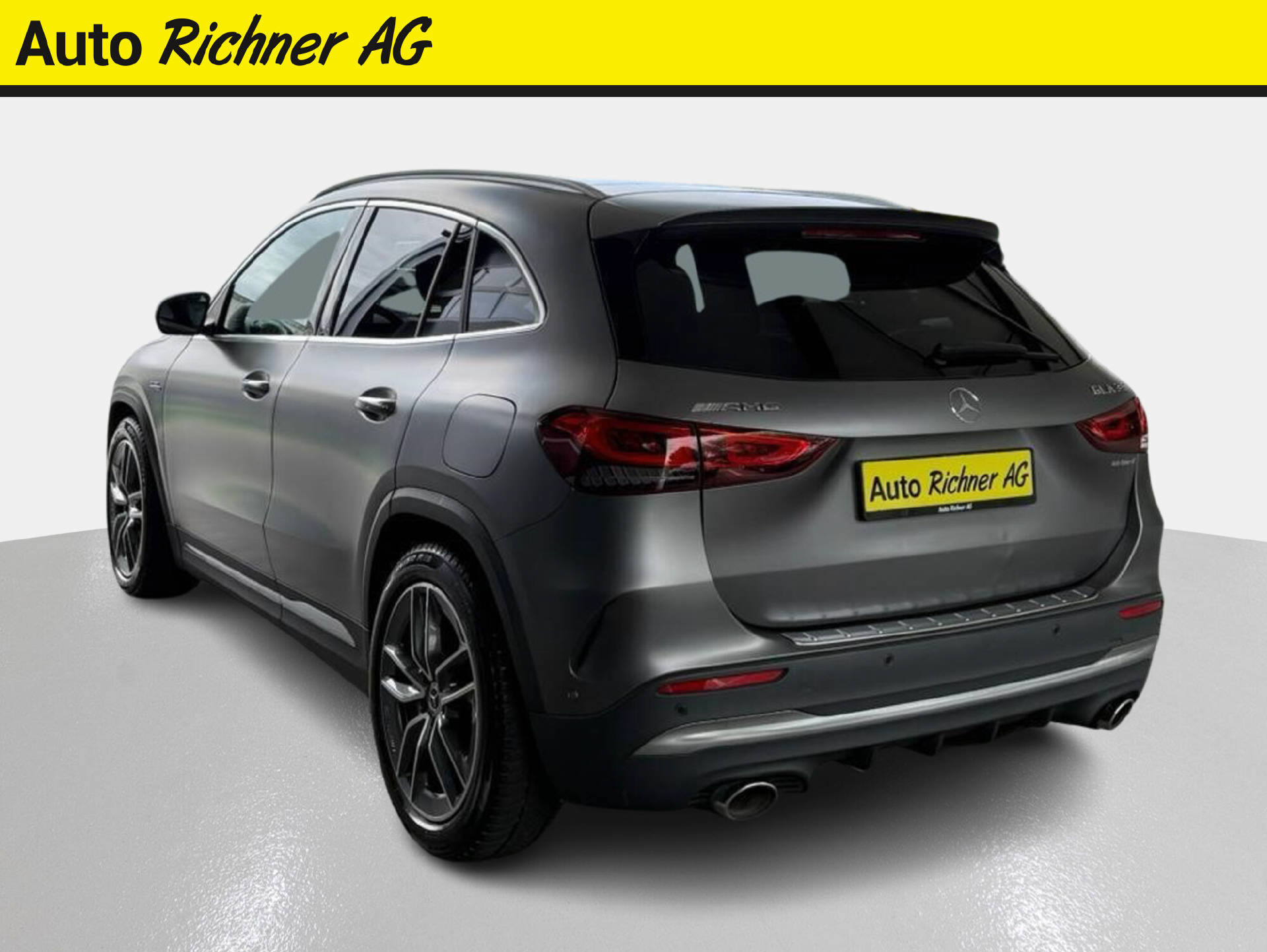 MERCEDES-BENZ GLA 35 AMG 4matic-image-4