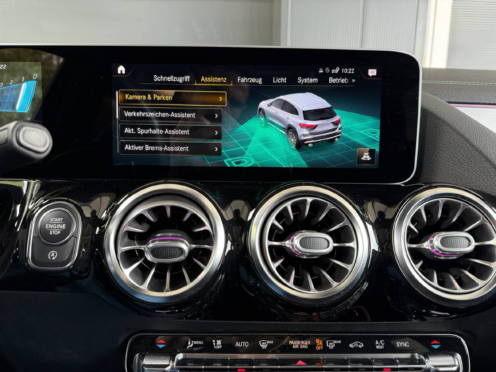 MERCEDES-BENZ GLA 35 AMG 4matic-image-13