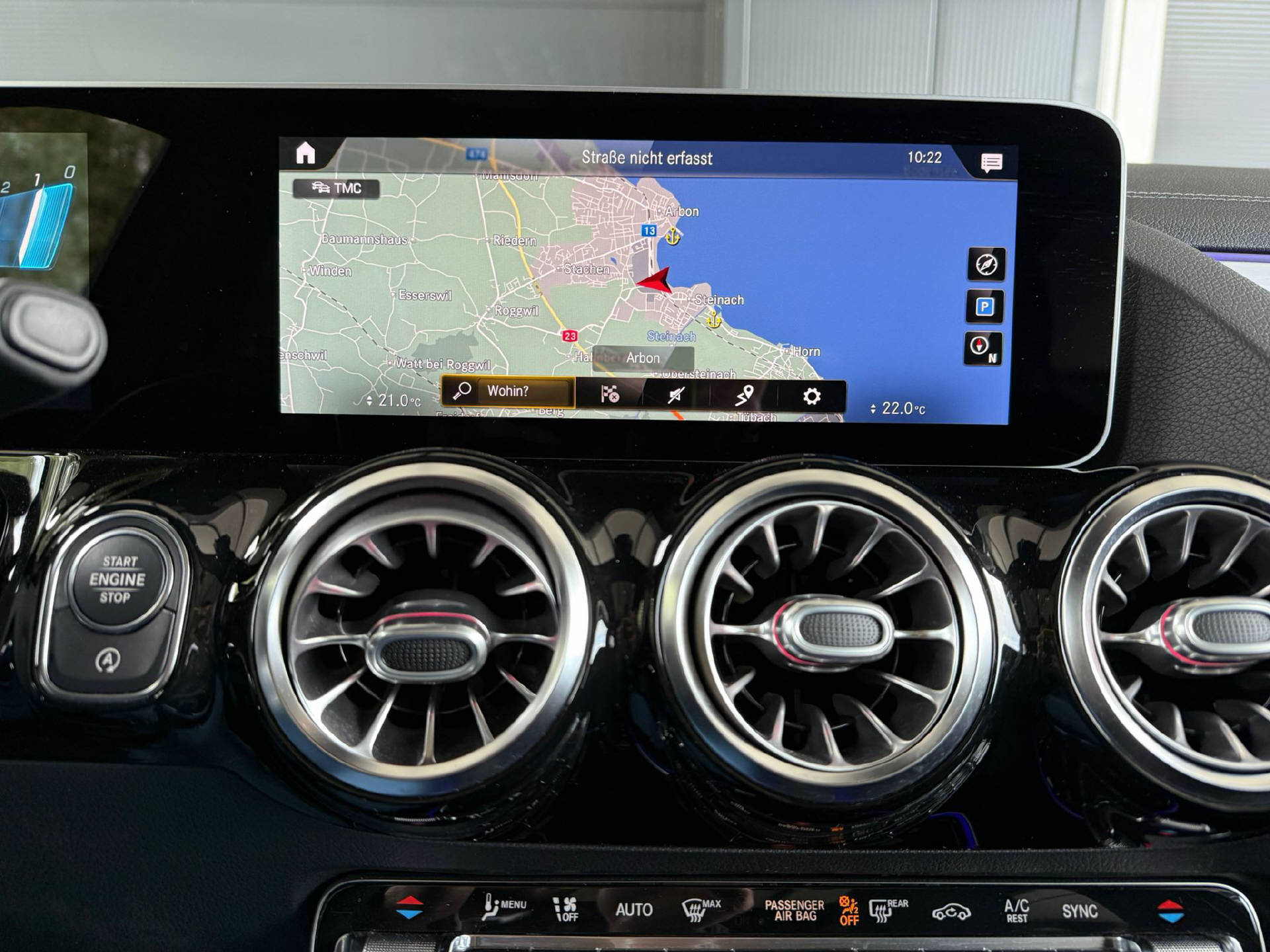 MERCEDES-BENZ GLA 35 AMG 4matic-image-12