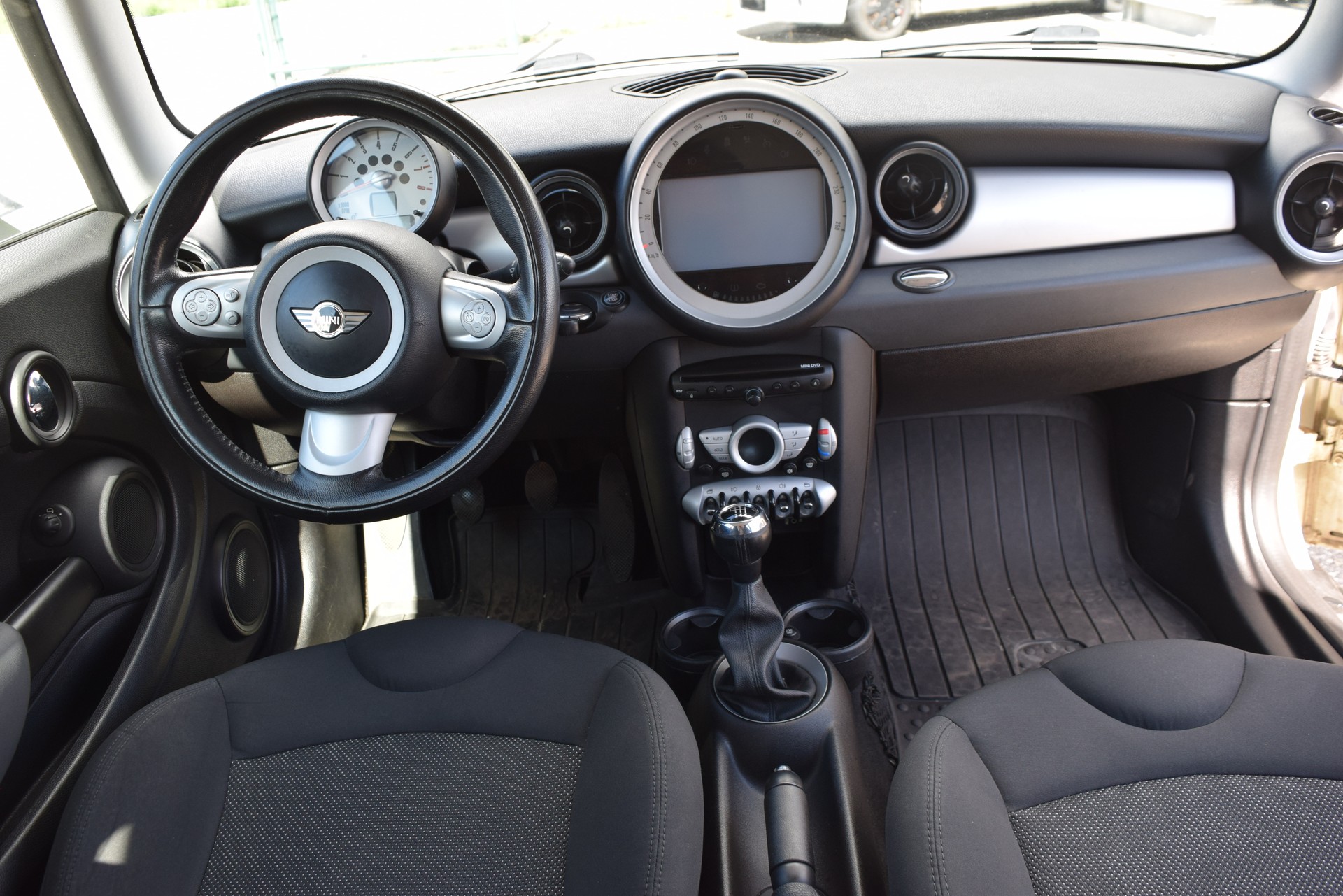 MINI Cooper-image-11