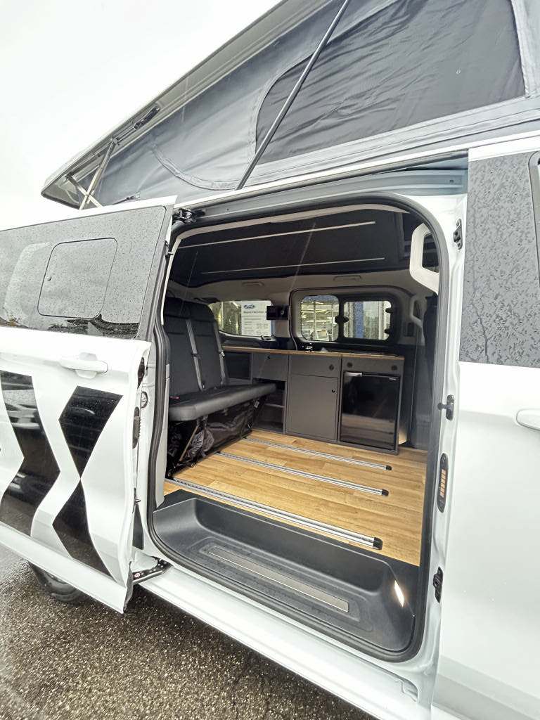 FORD Tourneo C Titanium vanexxt Level 1-image-10
