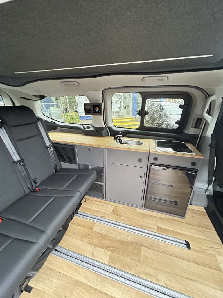 FORD Tourneo C Titanium vanexxt Level 1-image-9