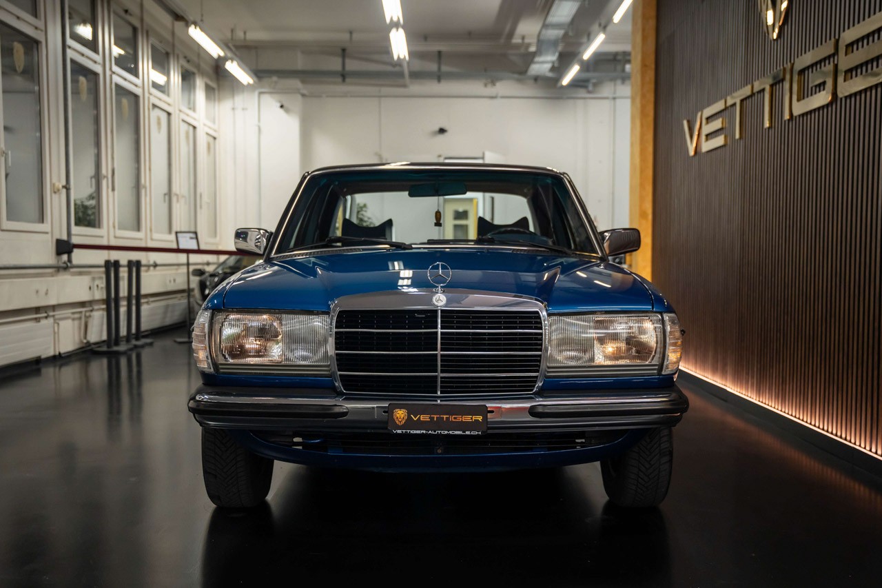 MERCEDES-BENZ 250-image-1