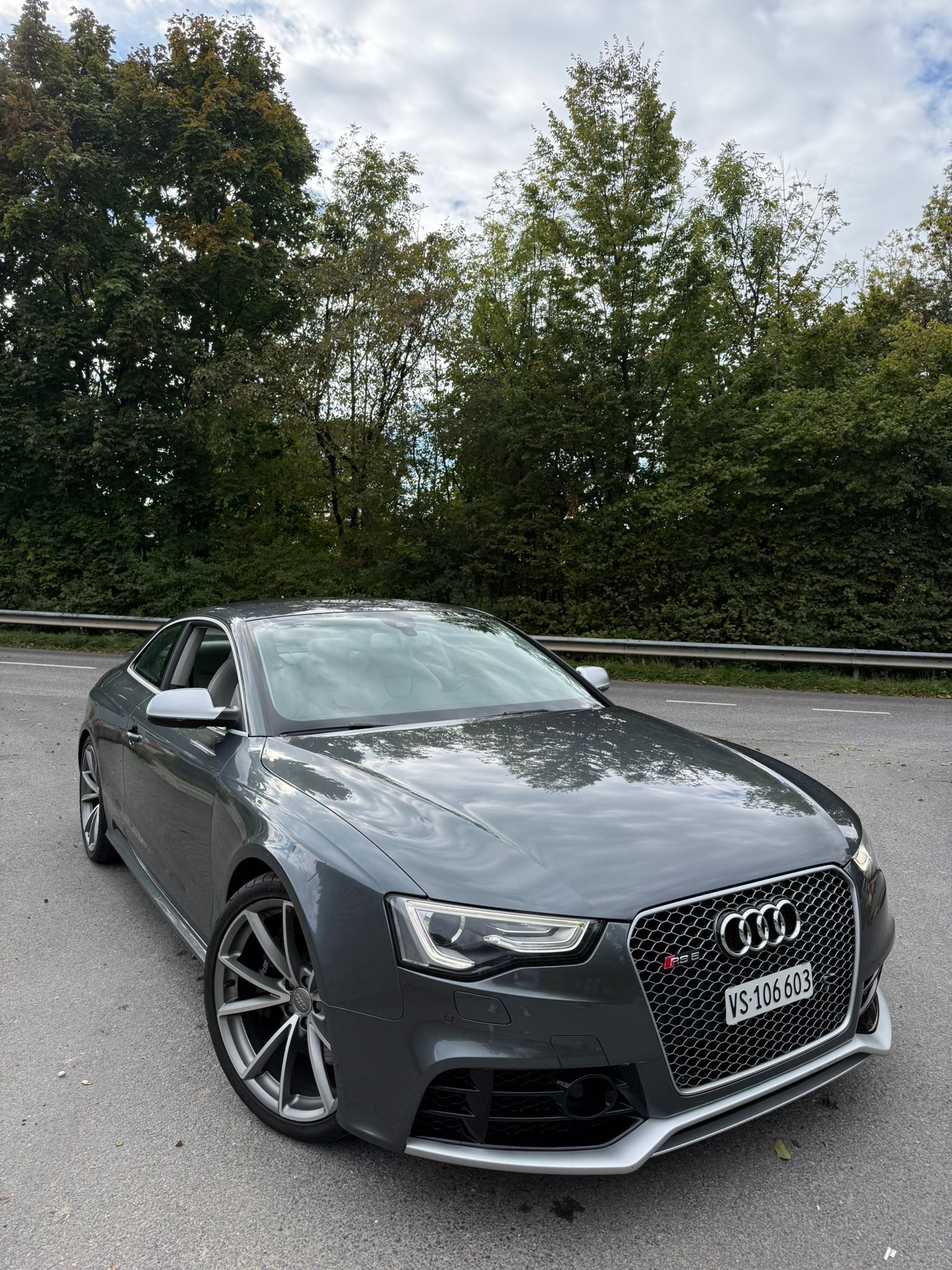 AUDI RS5 Coupé 4.2 FSI quattro S-tronic-image-0