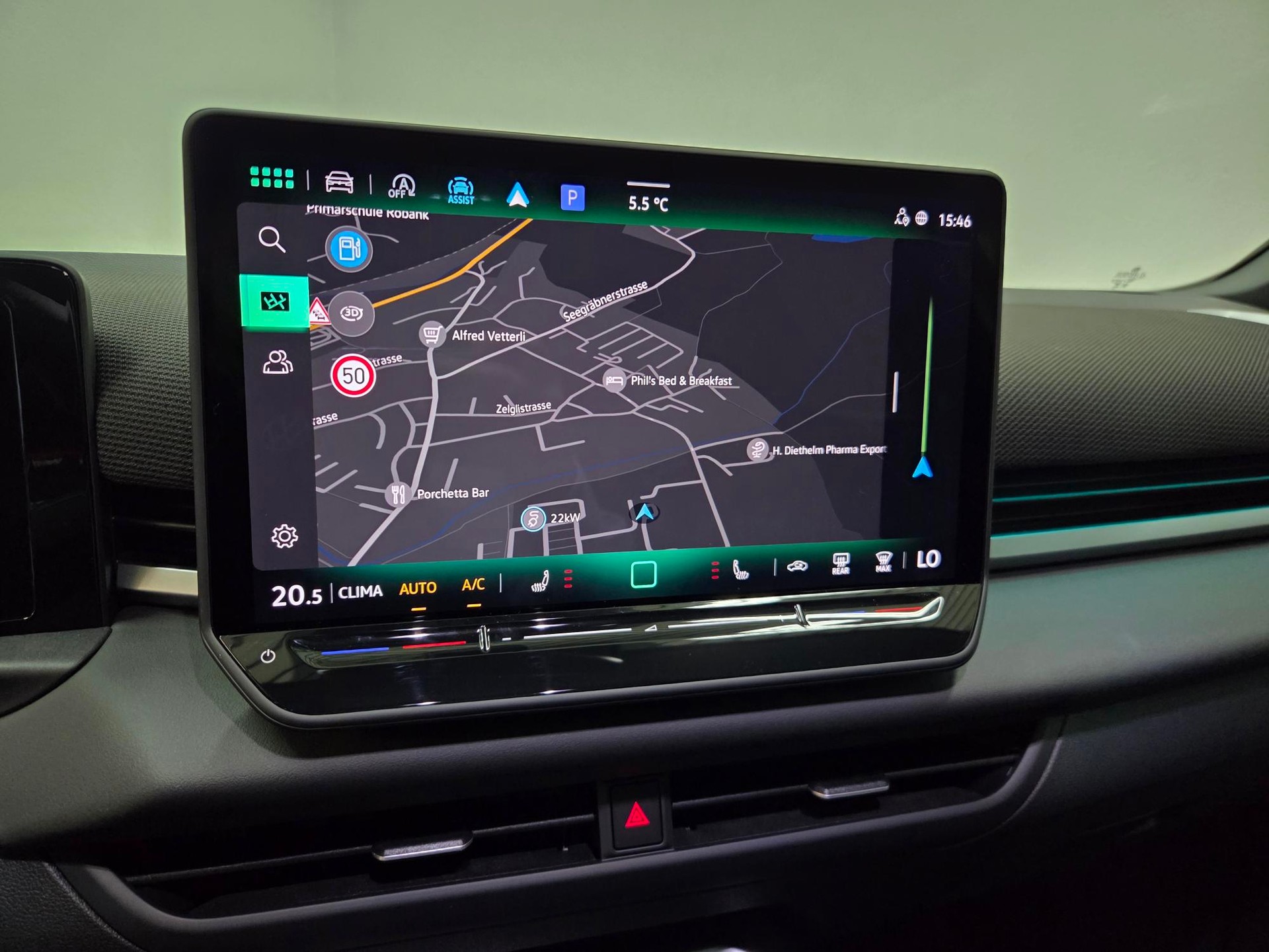 VW T-Roc 1.5 eTSI mHEV R-Line DSG-image-12