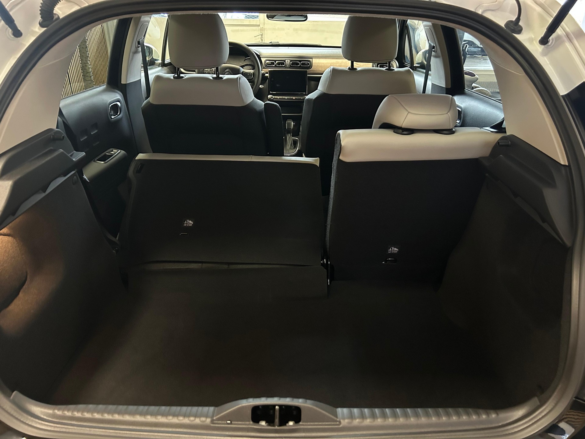 CITROEN C3 1.2 PureTech Shine-image-19