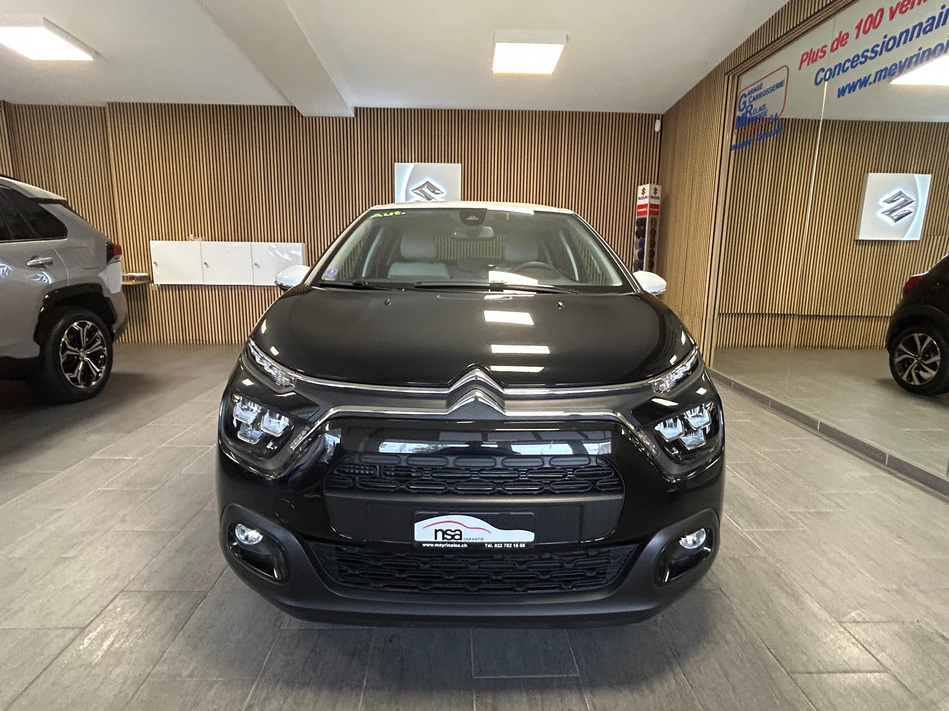 CITROEN C3 1.2 PureTech Shine-image-3