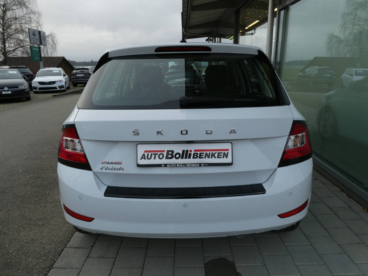 SKODA Fabia 1.0 TSI Ambition DSG-image-5