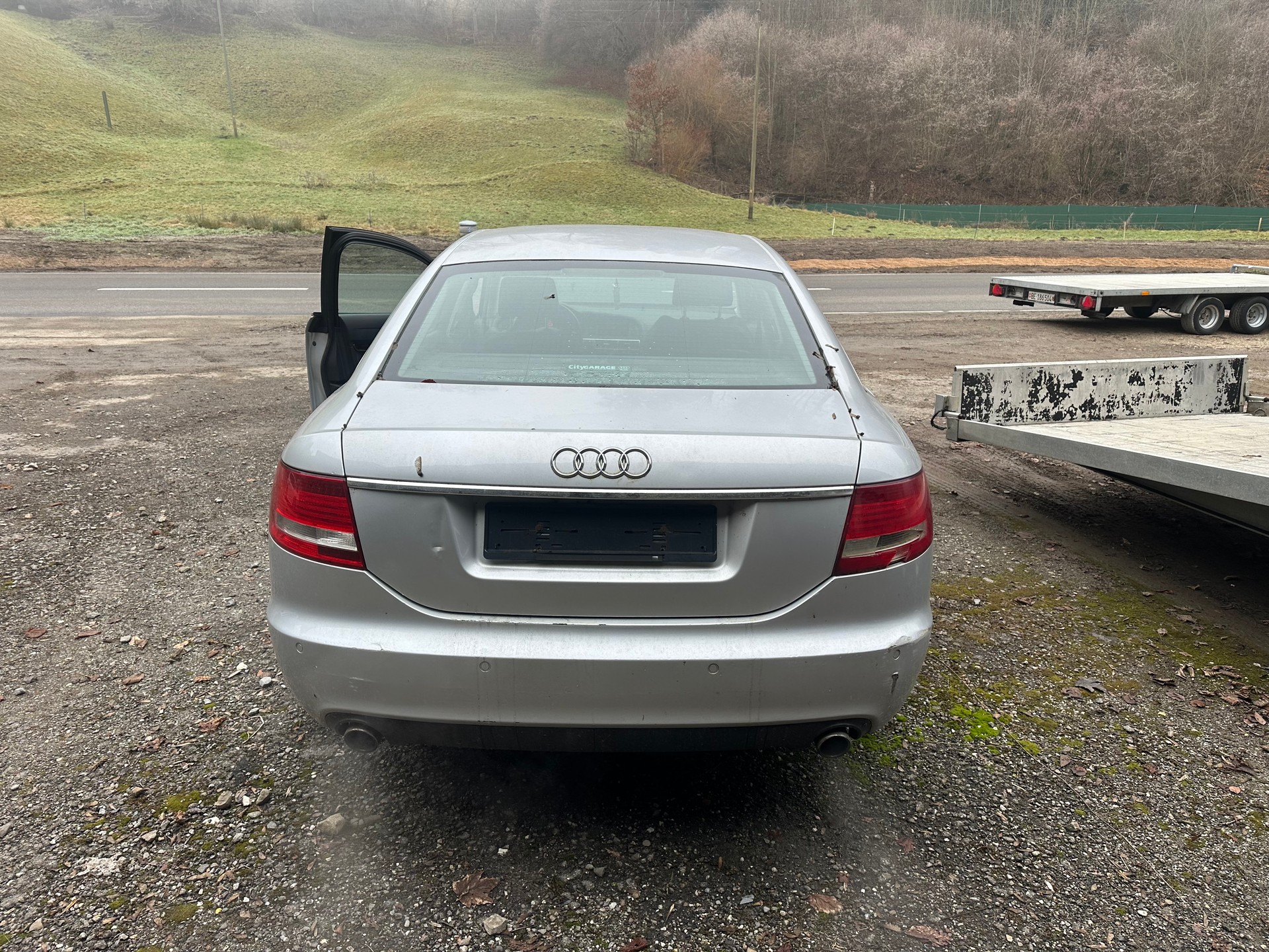 AUDI A6 Limousine 3.2 V6 FSI quattro-image-2