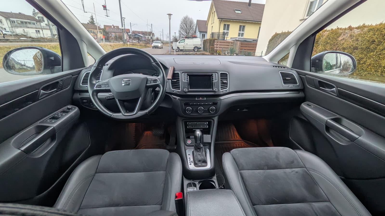 SEAT Alhambra 1.4 TSI Style Advanced DSG-image-2