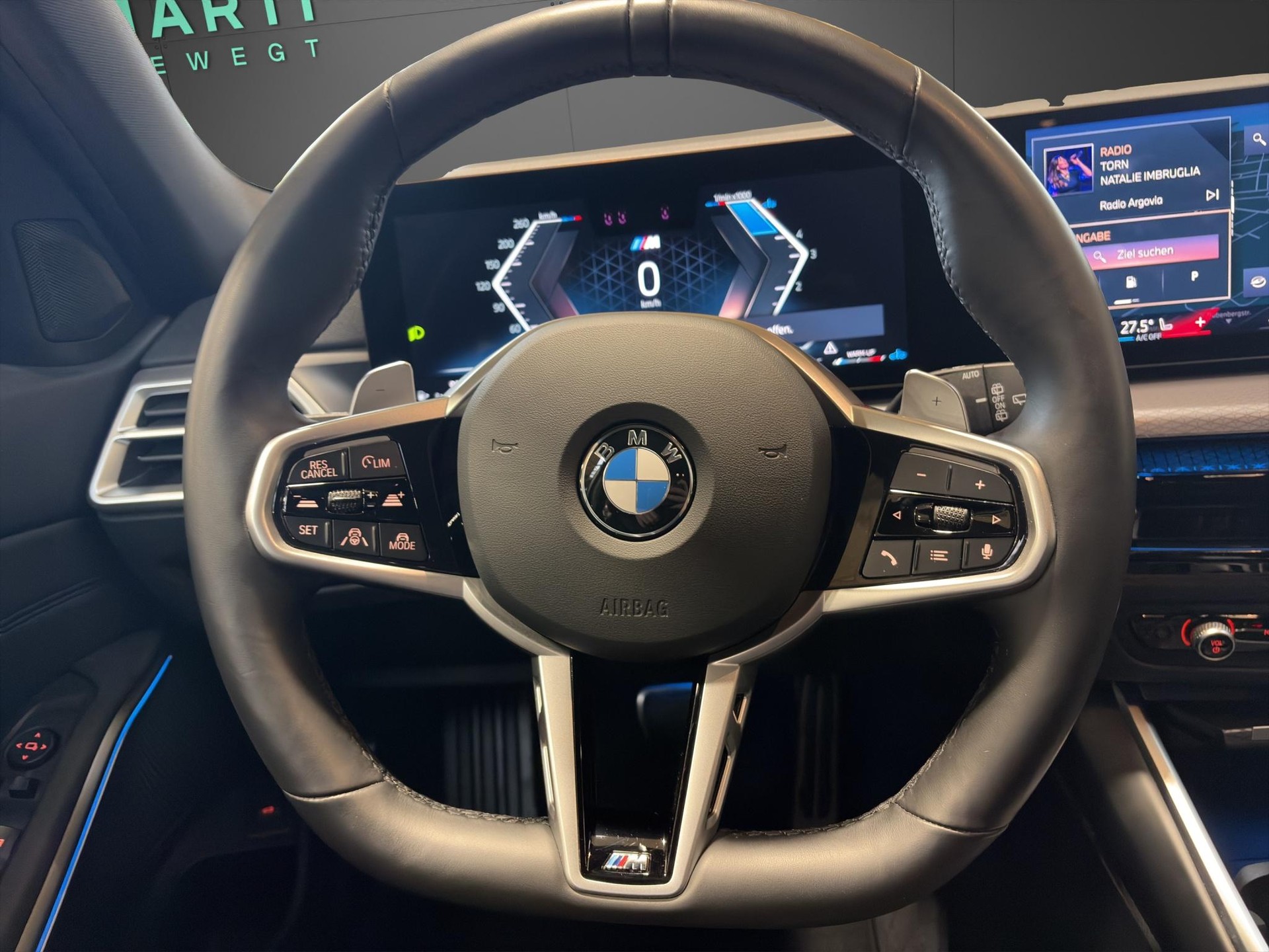 BMW 320d xDrive Touring M Sport-image-13