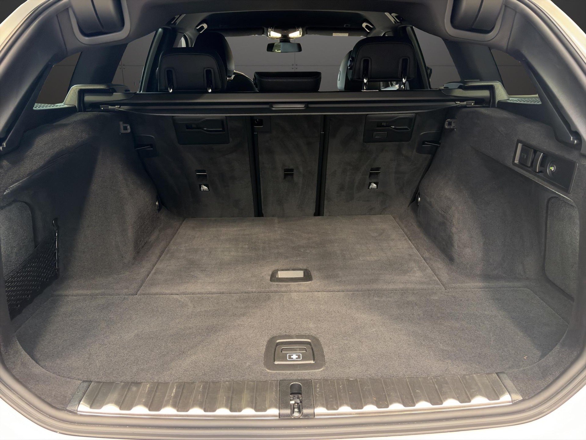 BMW 320d xDrive Touring M Sport-image-15