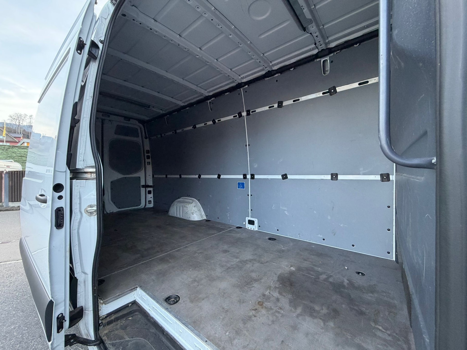 MERCEDES-BENZ Sprinter 317 CDI Lang+ 3 PLÄTZER + RÜCKFAHRKAMERA + MSI PLUS GRATISSERVICE BIS 140 000 KM INKLUSIVE VERSCHLEISSTEILE-image-10