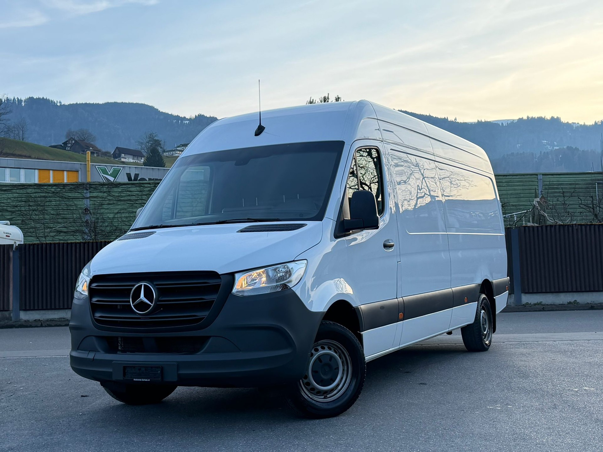 MERCEDES-BENZ Sprinter 317 CDI Lang+ 3 PLÄTZER + RÜCKFAHRKAMERA + MSI PLUS GRATISSERVICE BIS 140 000 KM INKLUSIVE VERSCHLEISSTEILE