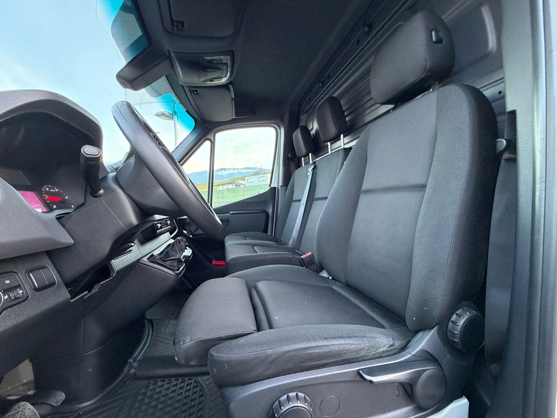 MERCEDES-BENZ Sprinter 317 CDI Lang+ 3 PLÄTZER + RÜCKFAHRKAMERA + MSI PLUS GRATISSERVICE BIS 140 000 KM INKLUSIVE VERSCHLEISSTEILE-image-5