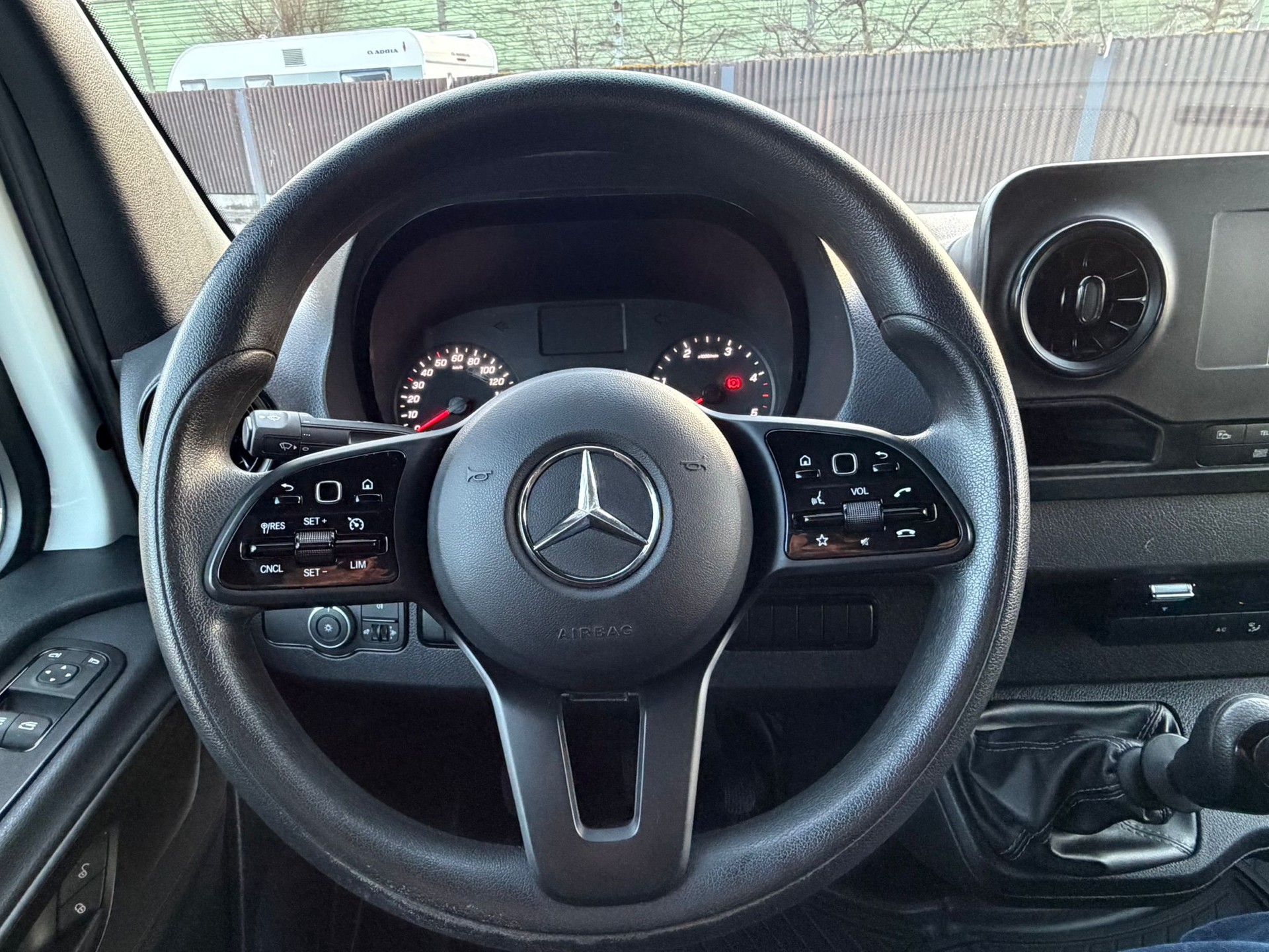 MERCEDES-BENZ Sprinter 317 CDI Lang+ 3 PLÄTZER + RÜCKFAHRKAMERA + MSI PLUS GRATISSERVICE BIS 140 000 KM INKLUSIVE VERSCHLEISSTEILE-image-6