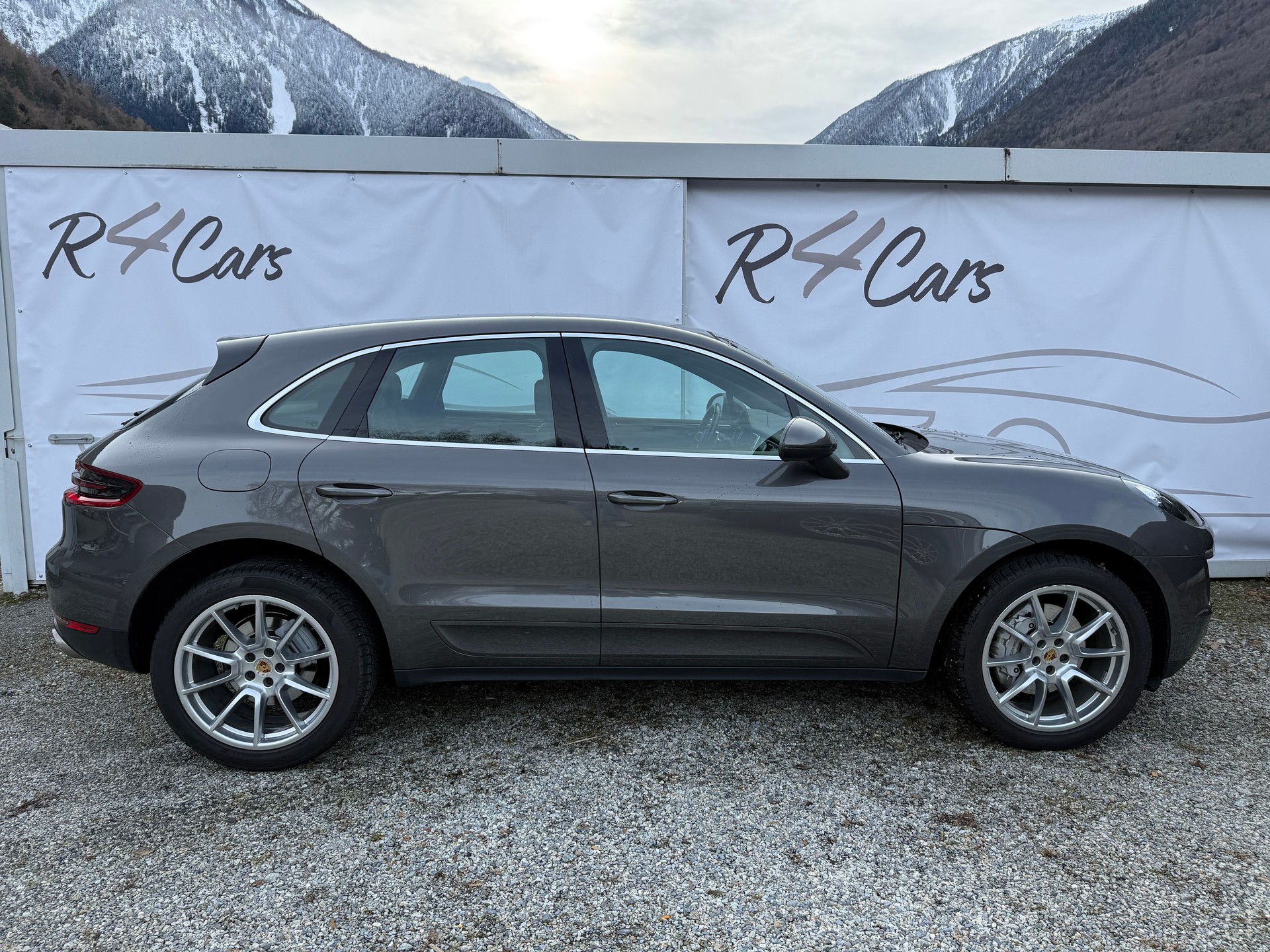 PORSCHE Macan S PDK-image-4