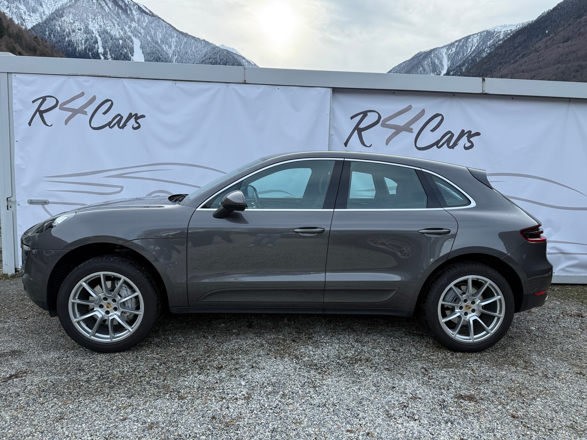 PORSCHE Macan S PDK-image-5
