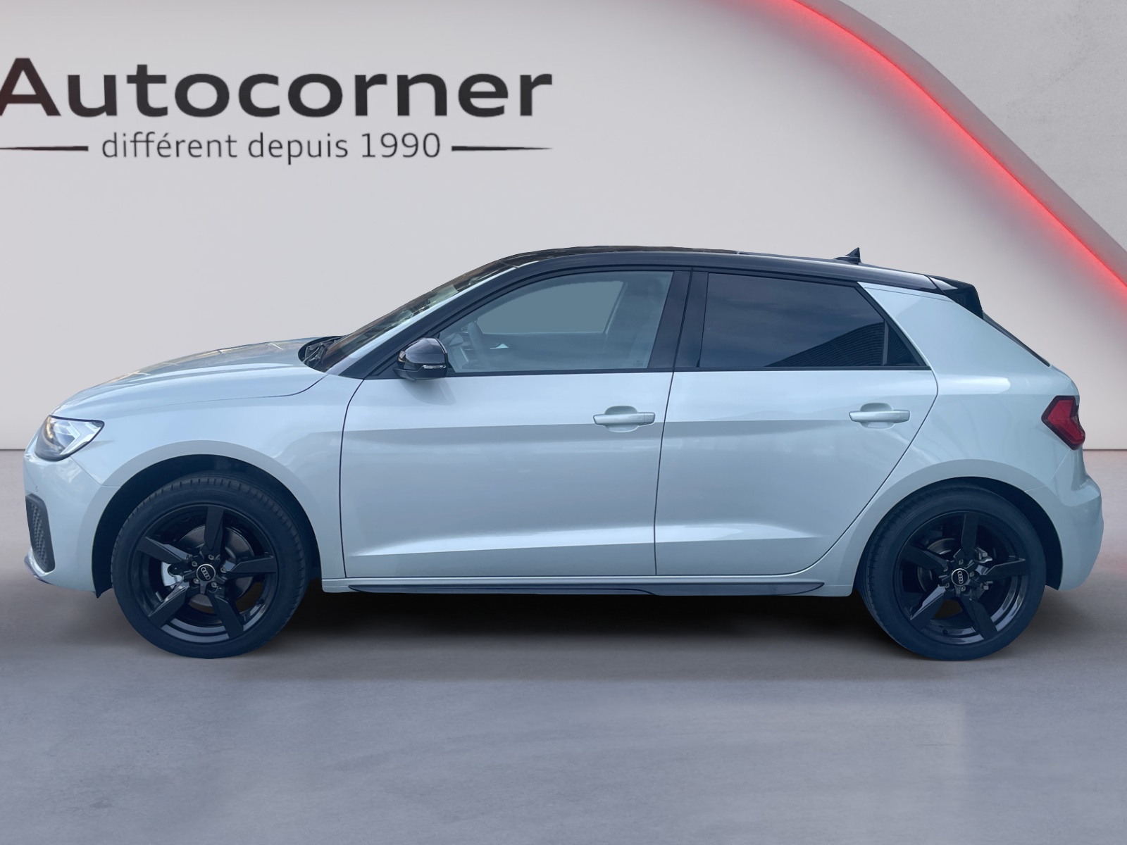 AUDI A1 Sportback 30 TFSI Attraction S-tronic-image-1