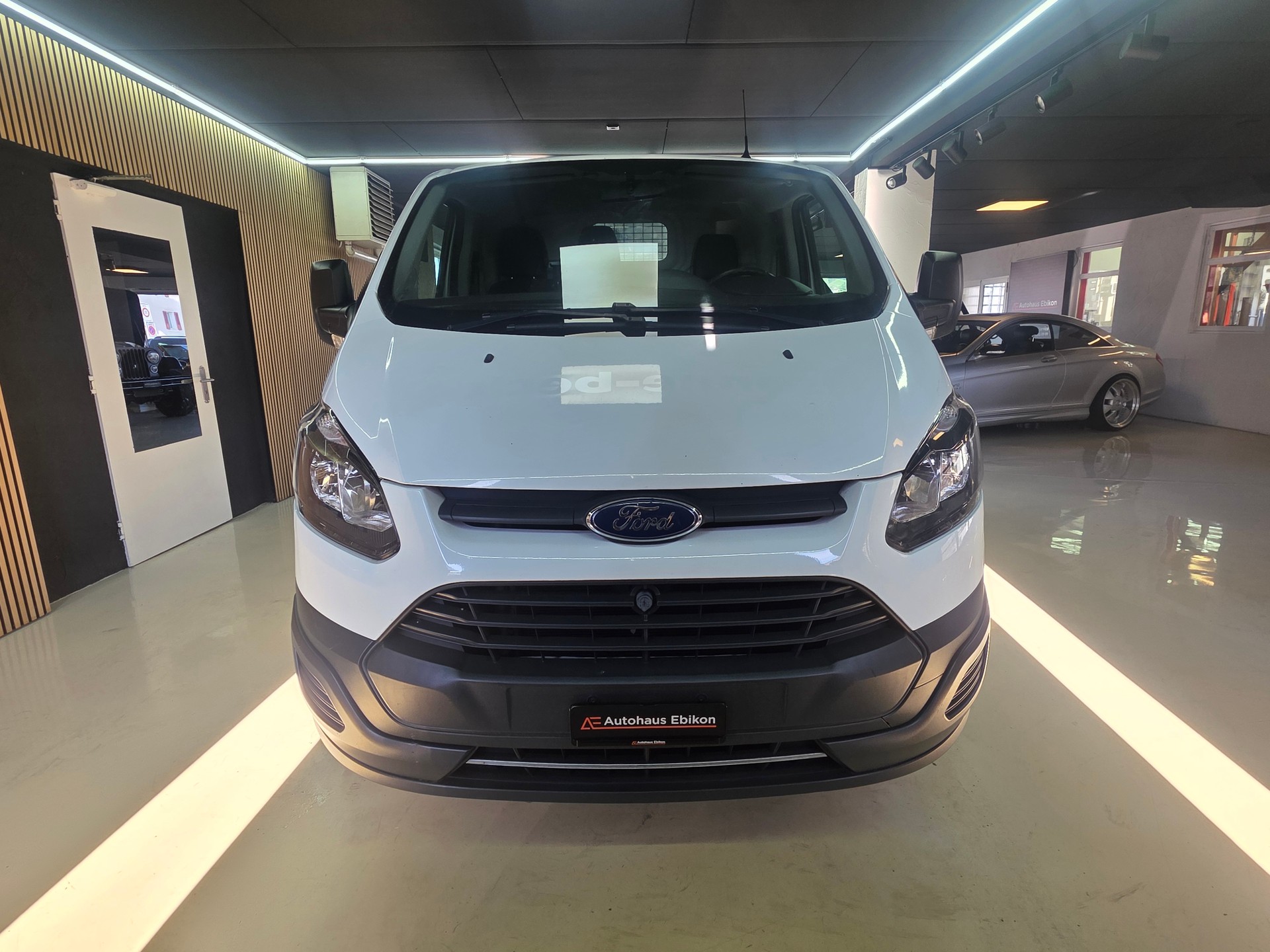 FORD Transit Custom Van 250 L1H1 Ambiente-showroom-element-1