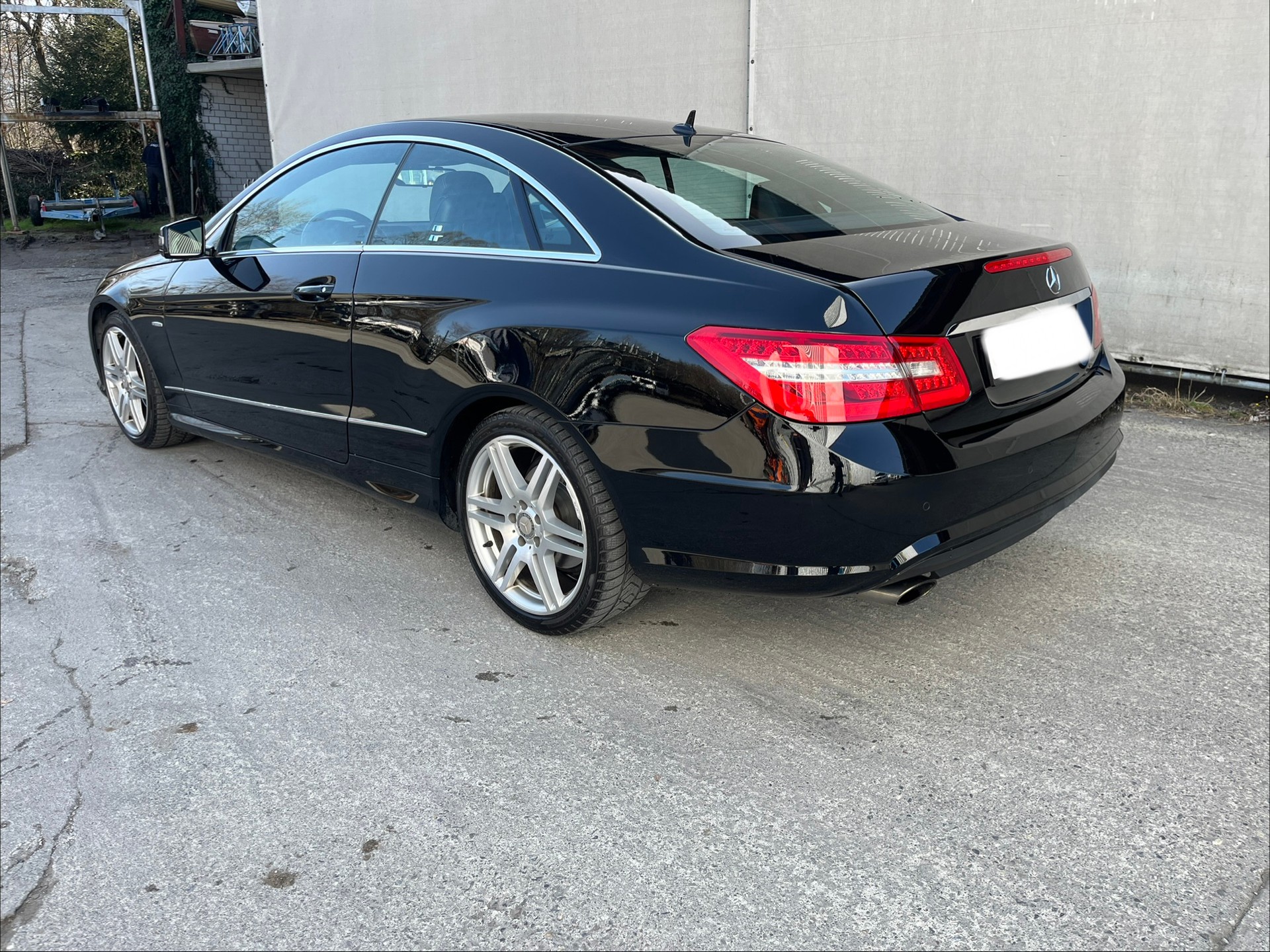 MERCEDES-BENZ E 200 CGI BlueEfficiency My Star Automatic-showroom-element-3