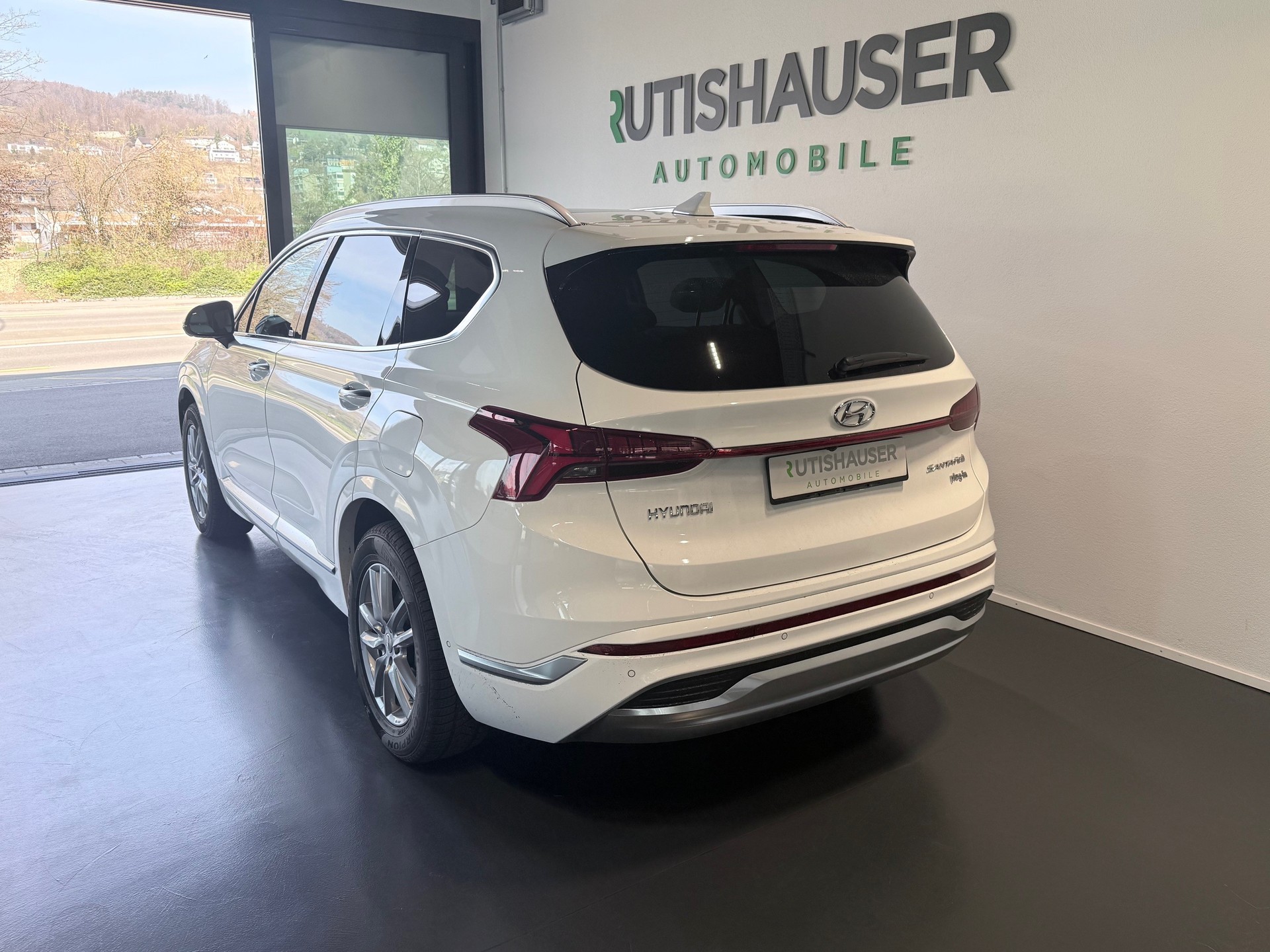 HYUNDAI Santa Fe 1.6 PHEV Ver.4WD-image-2