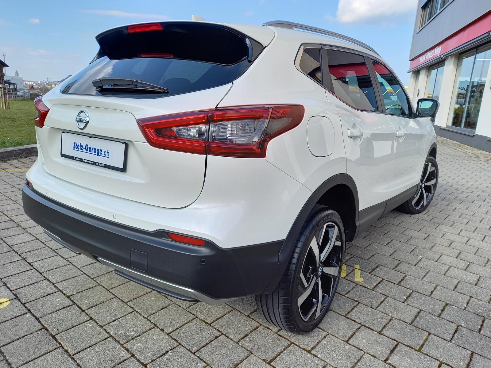 NISSAN Qashqai 1.7 dCi tekna+ Xtronic ALL-MODE 4x4-image-1